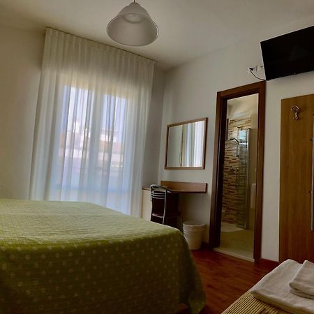 Hotel Galles Jesolo Kültér fotó